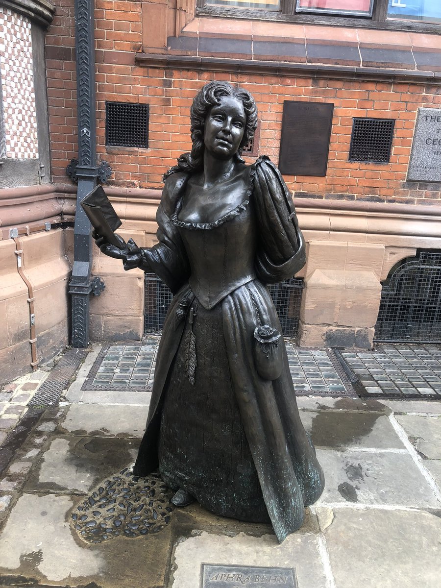 RoyalsOther's tweet image. The new statue of Aphra Behn by Christine Charleswoth in Canterbury. I really like looking at the back of statues.