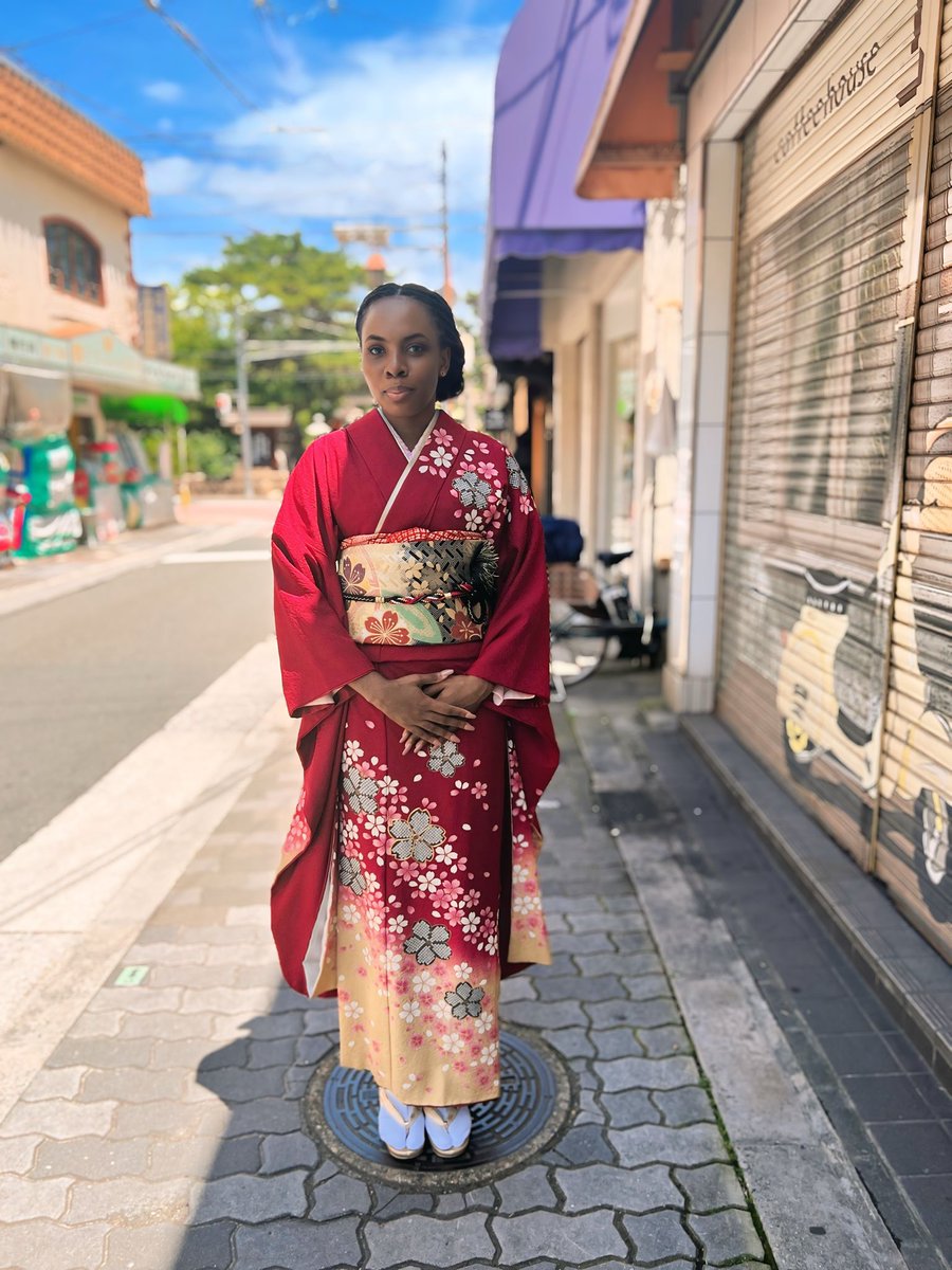 Hi, my Japanese name is Asami🤭

🇯🇵🌸👘.