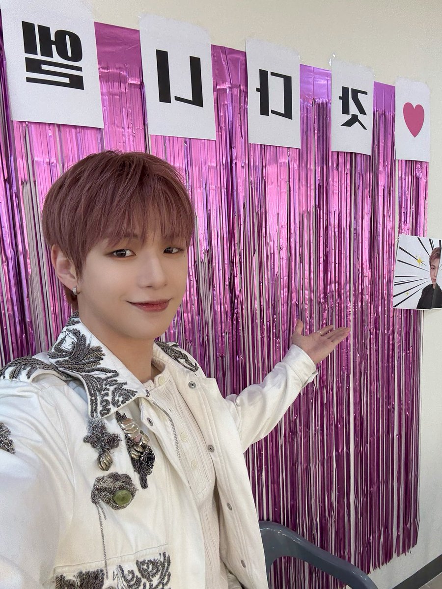강다니엘(KANGDANIEL) tweet media