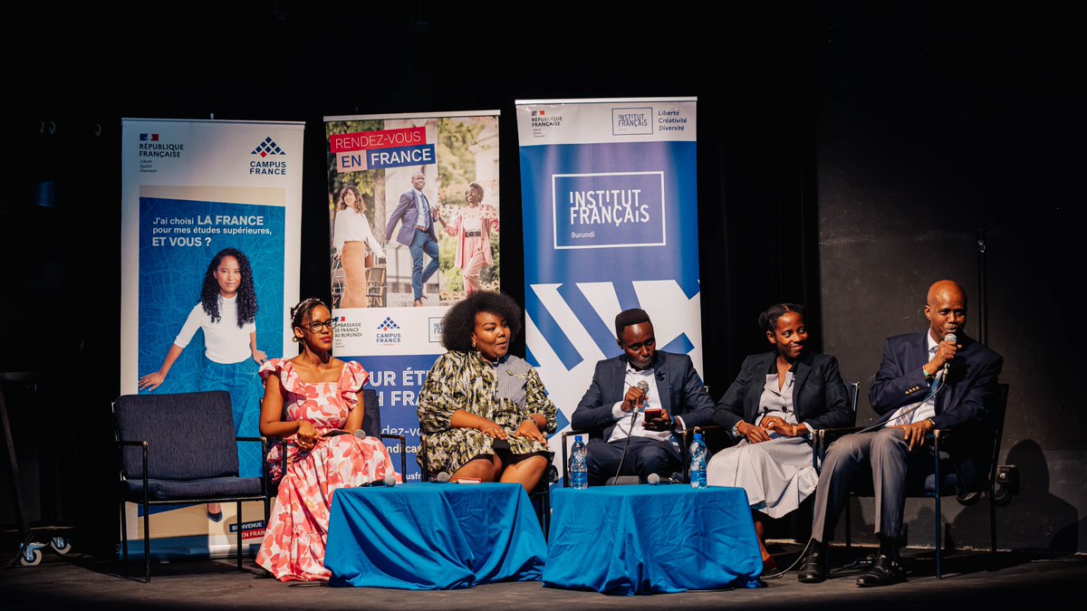 CampusBurundi's tweet photo. 👏Un merci tout particulier au photographe Davy Urlich, à l’équipe de tournage de @YBurundi, ainsi qu’aux animateurs et membres du jury. @auf_org https://t.co/oBno4LkpJW