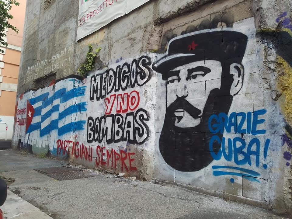 En muchos lugares donde hemos estado, los hermanos italianos nos han expresado su gratitud hacia #Cuba, por la presencia en este país de cientos de médicos cubanos. #CDRCuba #TumbaElBloqueo