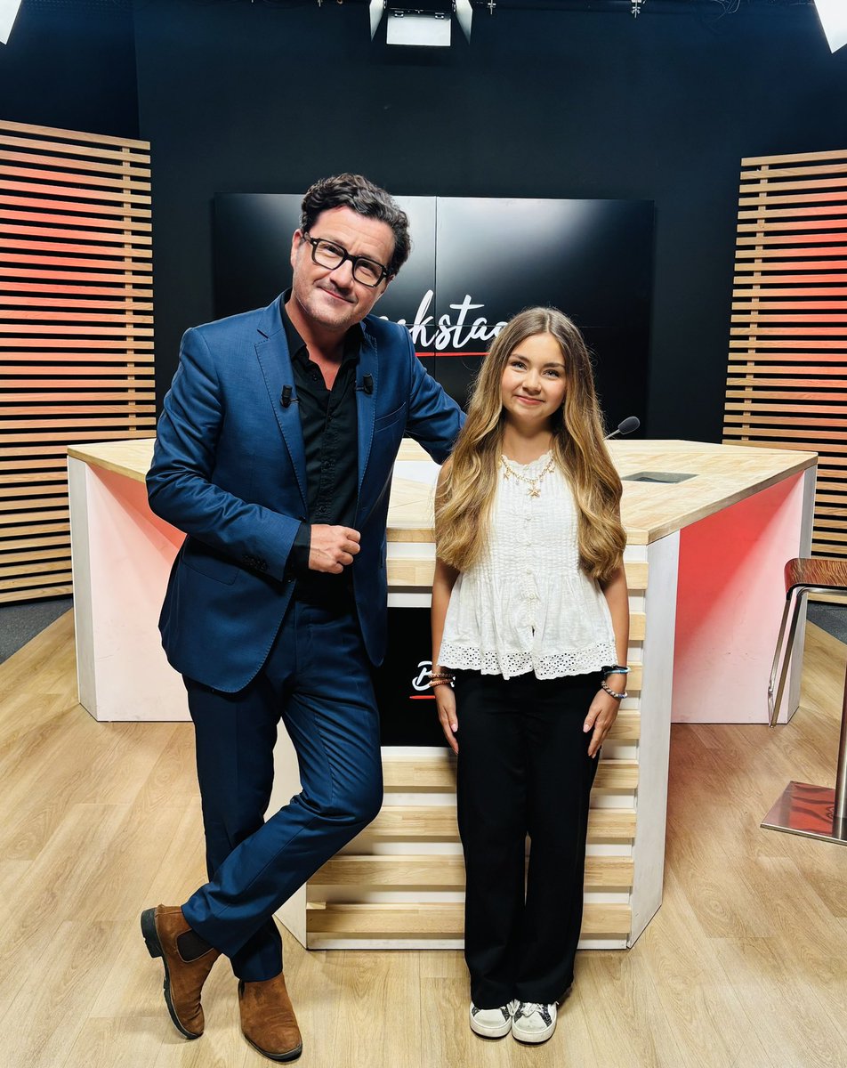 Ellea été en 2020 la gagnante de l’Junior Eurovision Song Contest ! Aujourd’hui à 16 ans elle prépare sa première vraie tournée et sera en décembre au THÉÂTRE FÉMINA. Valentina Officiel se raconte cette semaine dans #backstage sur <a href="/tv7_sudouest/">TV7</a> <a href="/ValentinaOff_/">Valentina Officiel</a>