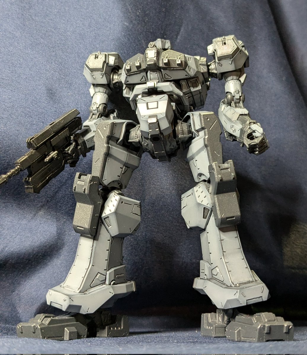 katsuya7639's tweet photo. アーマードコア、メランダー。塗り直し2回目です
今回はグレーをかなり強くしてます!
どうしてもこの手の色はマシーネンになってしまうので注意しなきゃいけないなと、今回学ばさせていただきました!
写真ではちょっとしか色が変わってませんね
今↼以前⇁
#アーマードコア6
#MELANDER https://t.co/EzksIugNvk