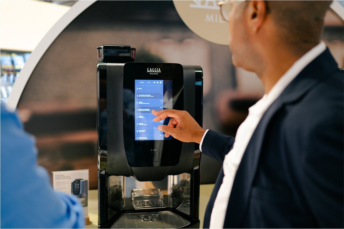 Dernier jour au Vending Show à Paris.
📍 Hall 2.2, Stand 8E – C’est le moment de venir découvrir toutes nos nouveautés.
—
Last day at the Vending Show in Paris.

📍 Hall 2.2, Stand 8E – It’s time to come and discover all our new products.

#EvocaGroup #VendingShow #Paris