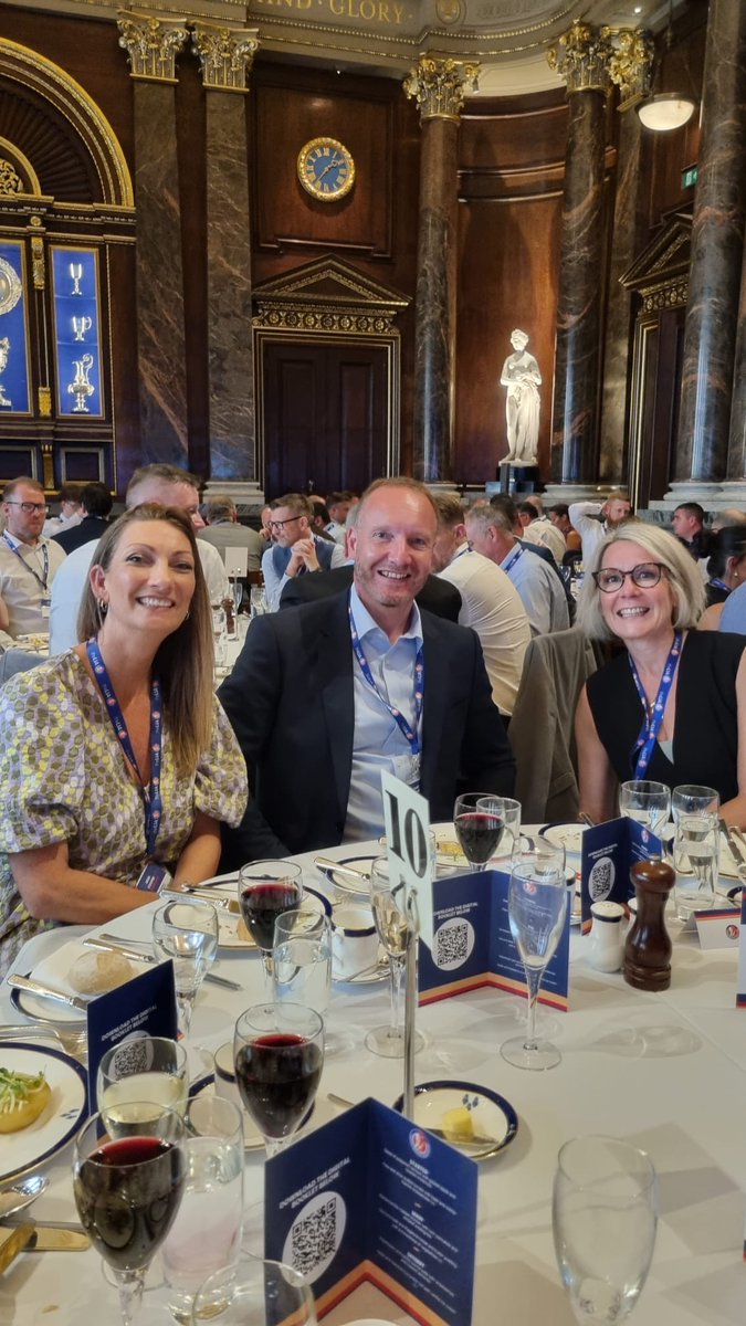 KnightsbridgeML's tweet photo. A great day at yesterday’s LIA AGM & Annual Lunch – full of ideas, new connections, and energy for the future.
Thanks to @lighting_IA for hosting a standout event. Plenty to take forward!
#LIAAnnualLunch2025 #lightingindustry #electricalsector #networking https://t.co/lT4dAZJoKy