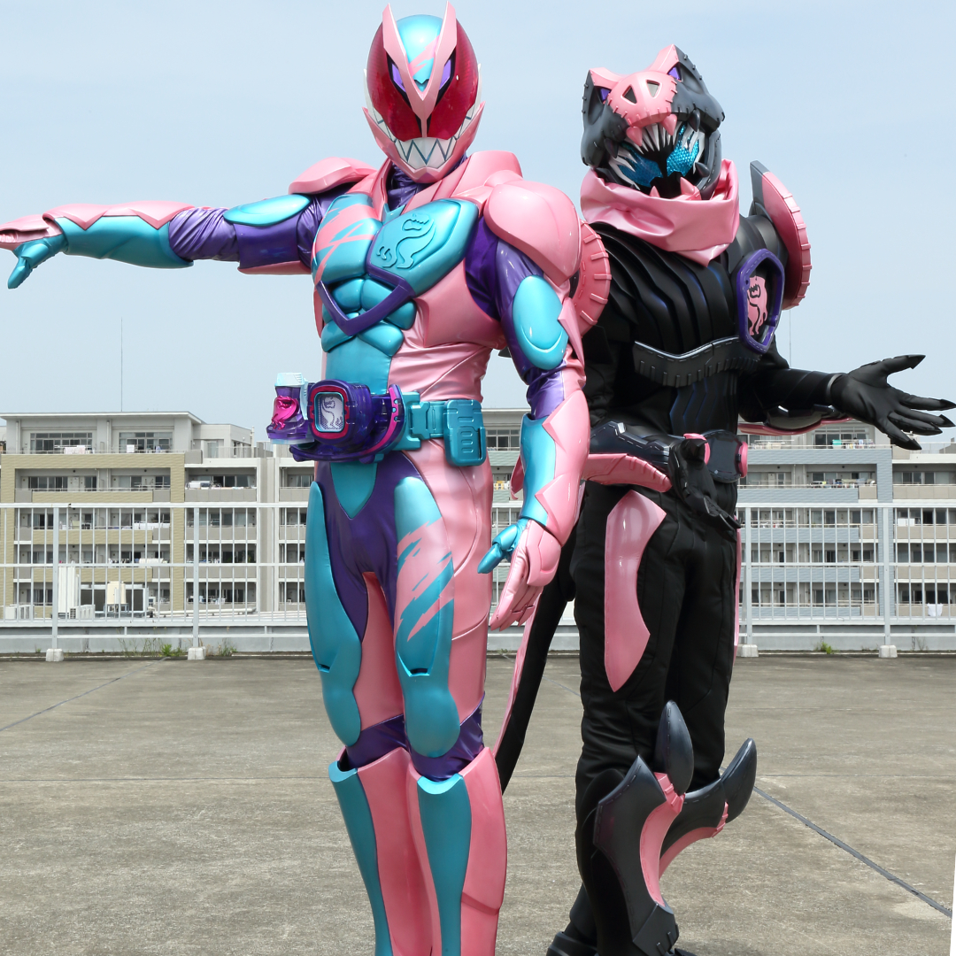 KamenRider_EN's tweet image. The buddy system has withstood the test of time! 🧑🤝🧑 Tag a buddy who’d be your Kamen Ride or Die!
#KamenRider #tokusatsu