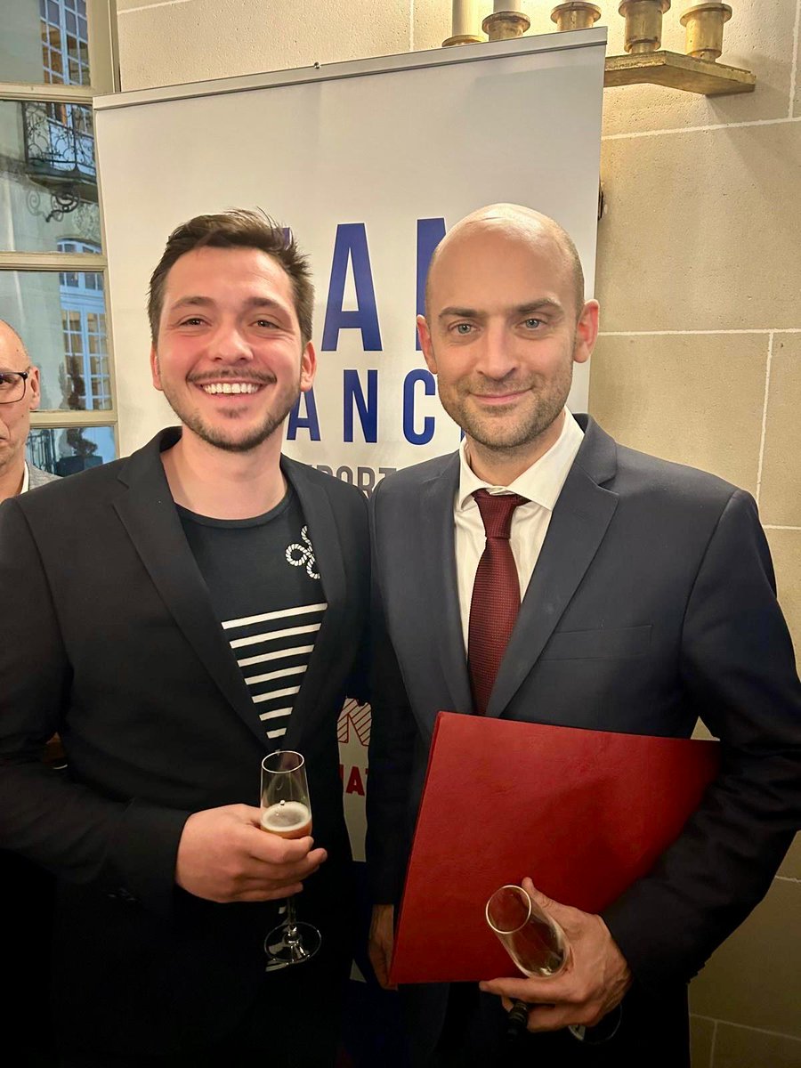 🤝 L’Escale Royale a participé à une table ronde @CCI78 aux côtés de <a href="/jnbarrot/">Jean-Noël Barrot</a> pour échanger sur l’innovation, le tourisme durable et la diplomatie économique.
Des échanges riches pour penser l’hôtellerie de demain.
Merci à <a href="/guillaumecairou/">Guillaume Cairou</a>, @MaximeGarreta et @Valérie Marillat !