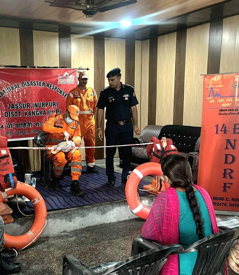 #NDRF 14 Bn conducted a Community Awareness Programme at Bathri Panchayat, Sub.Div.- Dalhousie Distt. Chamba, (H.P) on 26.06 25.
Total Beneficiaries:  30.