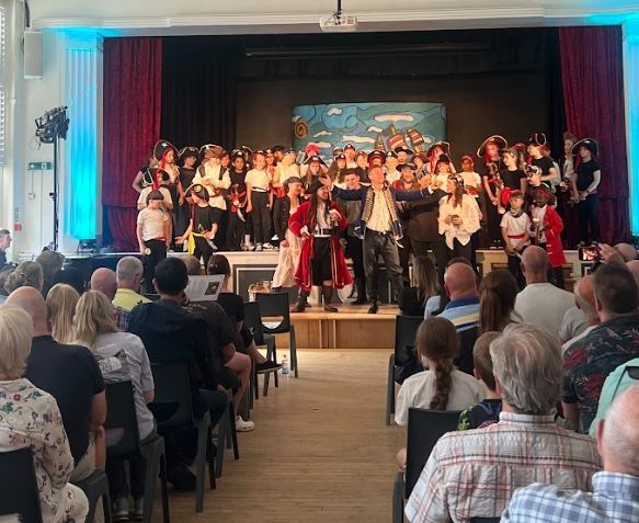 We had the pleasure of watching a rendition of ‘Pirates of Penzance’ by @operaanywhere. Our Y4 &amp; 5 pupils joined in, confidently delivering several songs they had rehearsed with Mr Harris. Additionally, 4 Year 10 students performed with exceptional acting and singing skills!