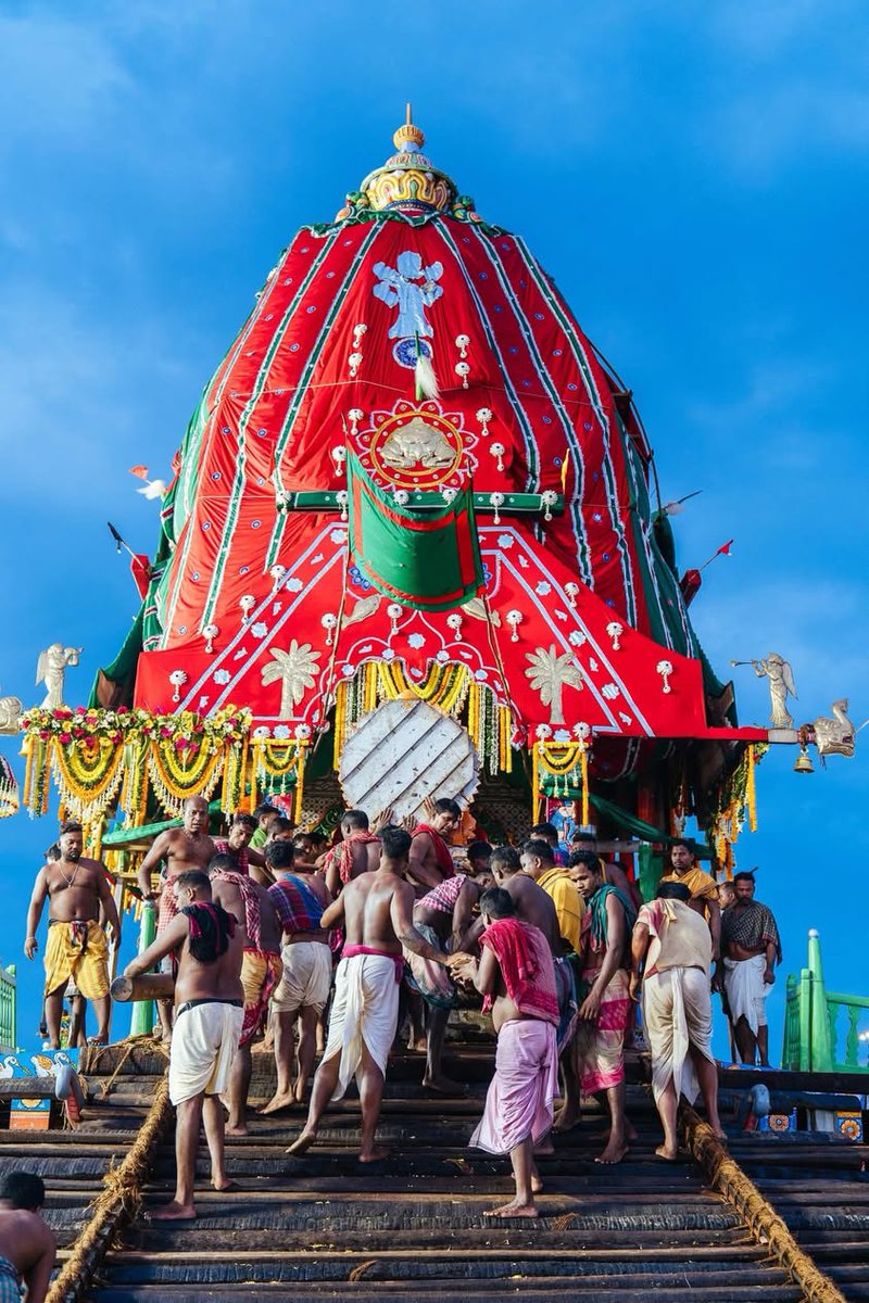 rjrishabhbigfm's tweet photo. जय जगन्नाथ प्रभु🌸💐🙏

#RathaYatra2025 #भगवानजगन्नाथ https://t.co/CXvROcmuh0