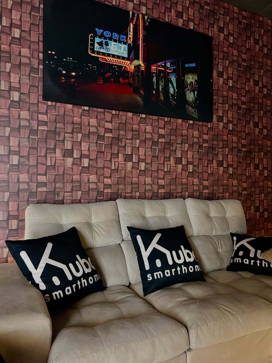 MaisisOnline's tweet photo. ®️Criação da Maisis ganhando vida na nova loja @kubasmarthome em Bragança Paulista. 

#Logo #Logotipo #Logomarca https://t.co/e2craSpjOf