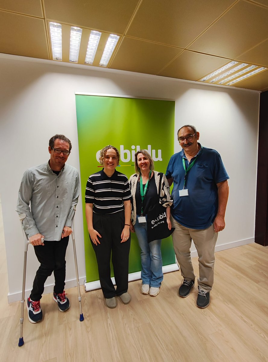 Eskerrik asko harreragatik <a href="/ehbildu/">EH Bildu</a>