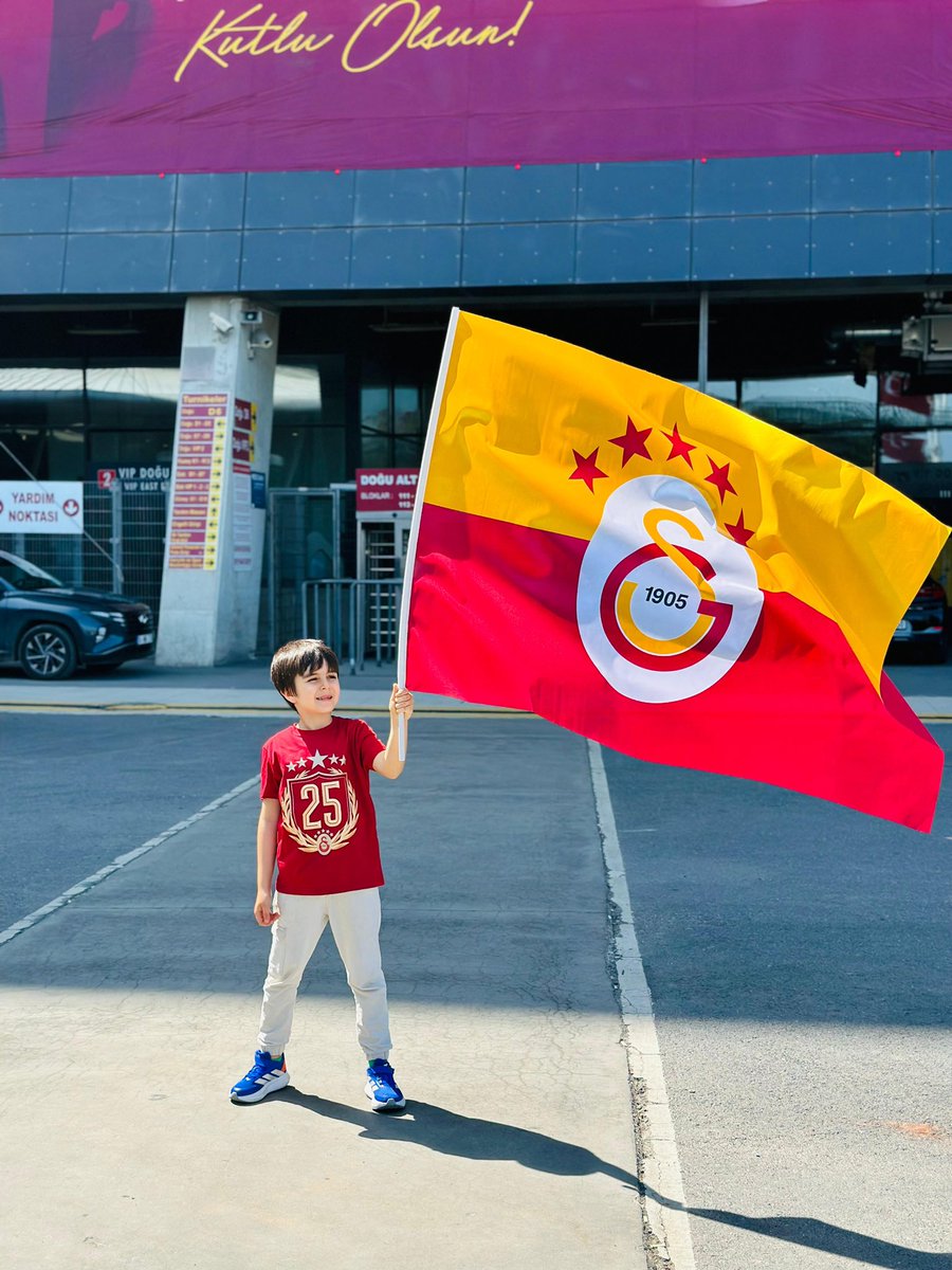 dralphonso's tweet photo. @GalatasaraySK  #5YıldızlıÇocuklar https://t.co/yHVqwIzGFo