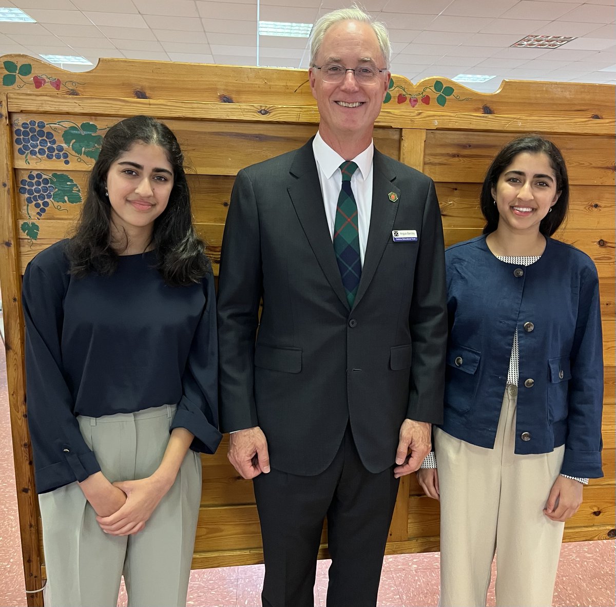 KohimaEdTrust's tweet image. Delighted to announce we've awarded the first 2 Overseas Naga Bursaries & were thrilled that both Kimaya & Anoushka were able to join our Kohima remembrance events in York this week, 📷with Angus Barclay, Chairman of KET and Sylvia May, Managing Trustee.
kohimaeducationaltrust.net/news-and-event…