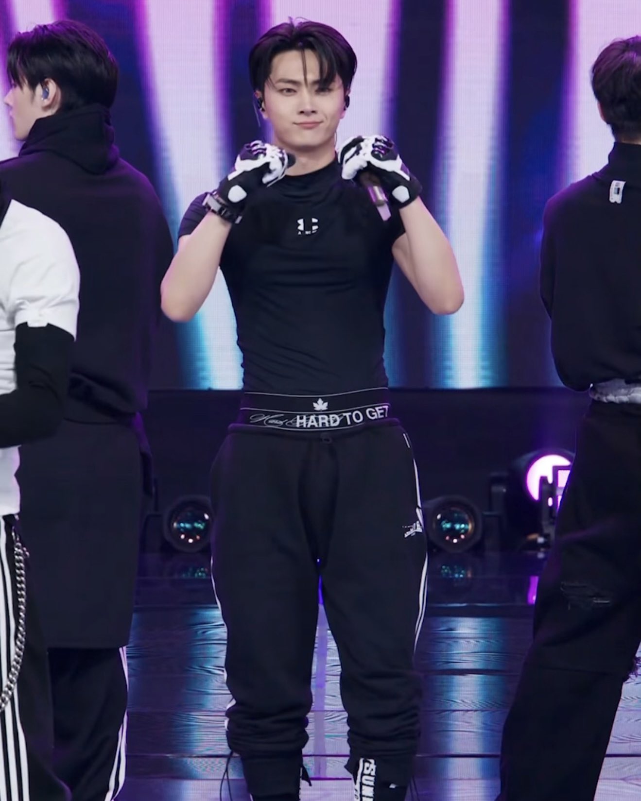 nini | saw enha again (@jysnglvr0204) / X