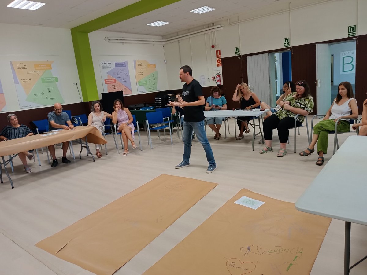 CRPVOII (@crpvoii) on Twitter photo Tancament del primer any i aprofundiment en l'acompanyament del #programaFAIG <a href="/cesirecat/">CESIRE</a> Tancament del primer any i aprofundiment en l'acompanyament del #programaFAIG <a href="/cesirecat/">CESIRE</a>