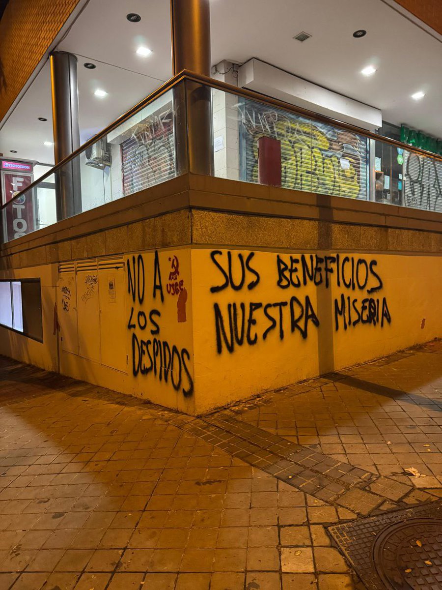 📣ERE EN ALCAMPO📣

Madrid es la comunidad más afectada por el ERE de Alcampo. Un ERE que solo aumenta beneficios económicos. 

🛠️ Reivindicamos el conflicto ante estas prácticas - no a facilitar despidos. Nuestra clase lucha sus derechos sin rendirse a los intereses del capital.
