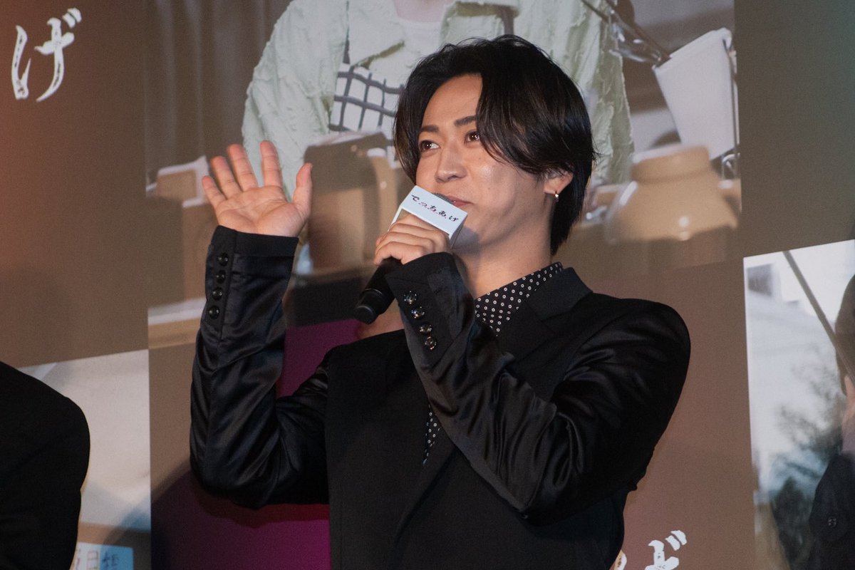 cinemalife_web's tweet photo. 『でっちあげ　～殺人教師と呼ばれた男』初日舞台挨拶

✨綾野剛＆柴咲コウ、白石和彌監督からの熱いメッセージに「出演オファーをお待ちしております」

▶ https://t.co/zIFWWaU4OV

#映画でっちあげ
#綾野剛 #柴咲コウ #亀梨和也 #三池崇史
@detchiagemovie https://t.co/uiWLRfwvrj