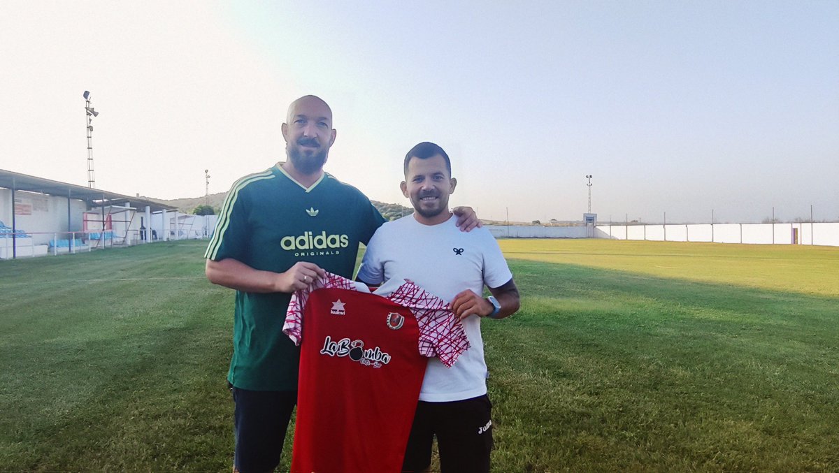 Nuestro segundo fichaje ya ha estado en la que vuelve a ser su casa junto con nuestro entrenador <a href="/aytor86/">AITOR BR4VO</a>.

¡Vamos 💪🏼!

Aúpa San Jorge 🔴⚪