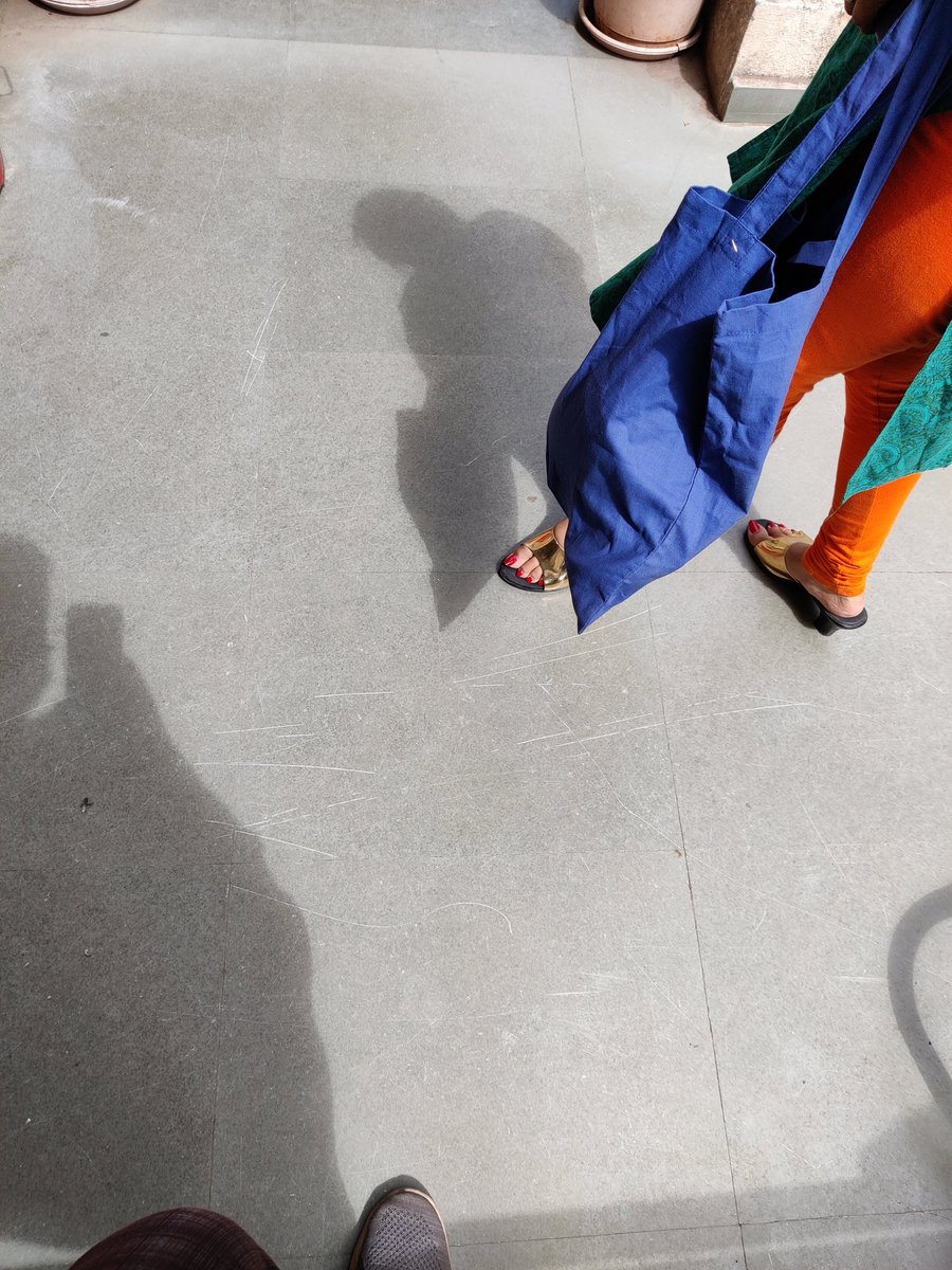 jit55696's tweet photo. Hot feet https://t.co/MTsJJVOm8F