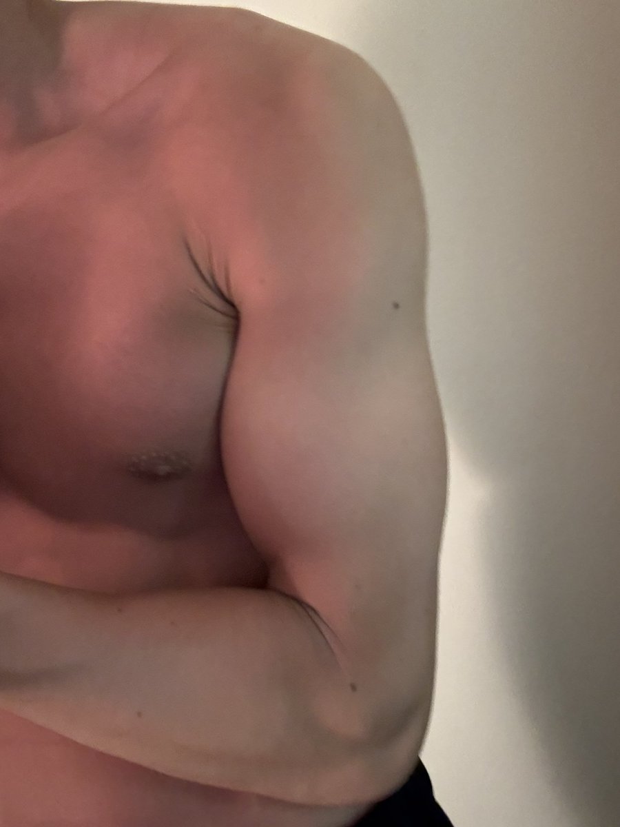 はるき tweet media