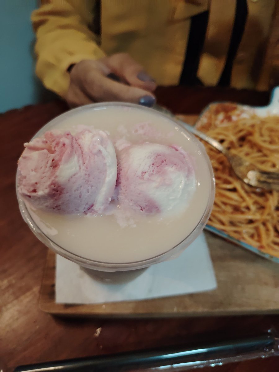 JETHRO_P56's tweet photo. Thank you for choosing McKarena Ice Cream Coffee🍧☕🫖🧋. We truly appreciate🥳🙌🏻👍 your support and look forward to serving you again!
@Kathrynverse has got the best Ice Cream Coffee🧋🍦 in #Mangaldan
@manilabulletin 
@st_marc_cafe309
@ShopeePH 
#THE #TASTE  IS #Amazing https://t.co/Q4PEUjrk6X