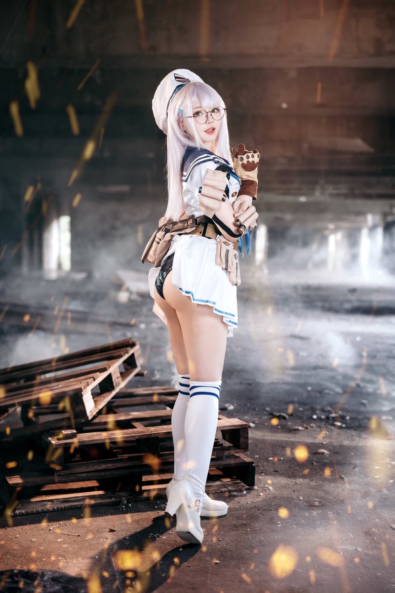 Rynna0809's tweet image. 🔥When Neon meets Raven — the perfect fusion of firepower and finesse.
NIKKE x Stellar Blade collab is here! 💥
Are you ready to command with style?
#Neon #Raven #NIKKExStellarBlade #Nikke #NikkeMYSG #Cosplay #妮姬 #星刃 #cosplayer #collab #inkol #inkolmedia