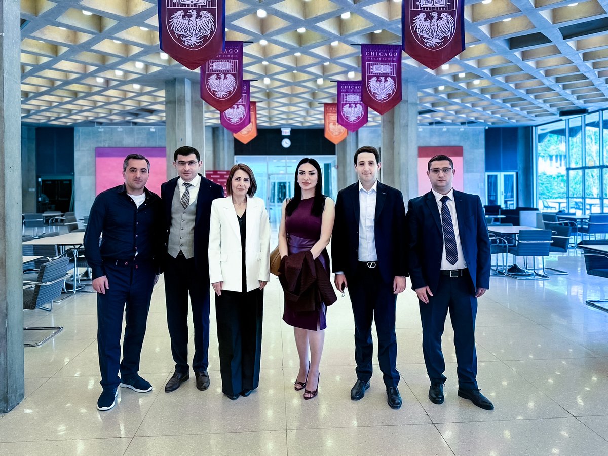 Armenian judges participated in a U.S.-sponsored study visit to Washington, D.C. and Chicago under the Open World Exchange Program from June 4-14. 

Participants exchanged views with U.S. federal and state judges, attorneys, and legal scholars on judicial decision writing,