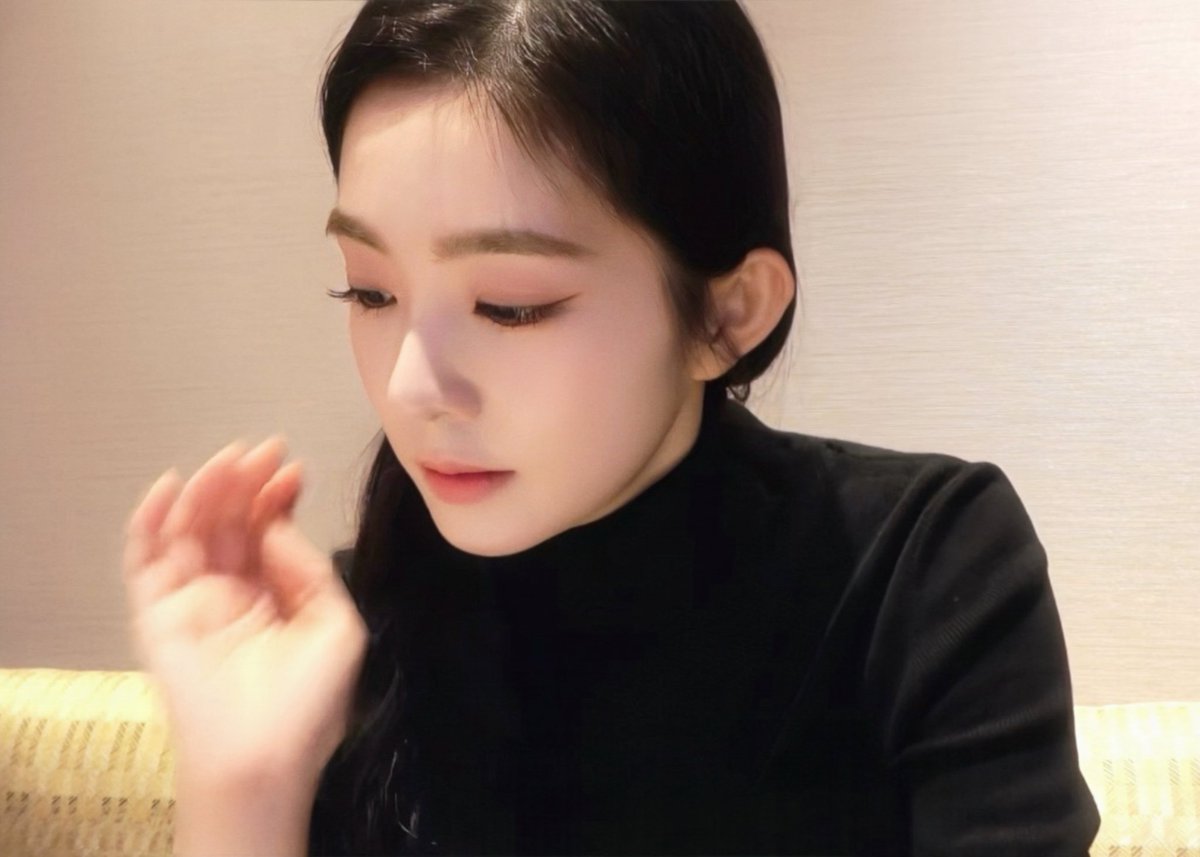 🌷🐰🌷 (@preciousrenebae) on Twitter photo 