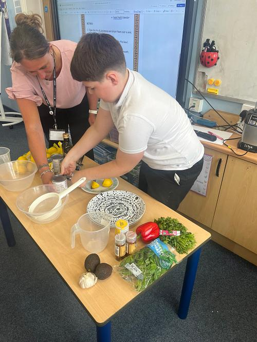 Redscope School tweet media