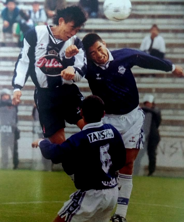 📅 27/06/2001⭐️

<a href="/ClubALoficial/">Club Alianza Lima</a> venció 3 - 0 a Estudiantes de Medicina por la fecha 22 del Campeonato Descentralizado - Torneo Apertura 🏆

🏟  Alejandro Villanueva
⚽  <a href="/ernestoarakaki/">Ernesto Arakaki</a>, Roberto Holsen y <a href="/pepesoto33/">pepe soto</a>