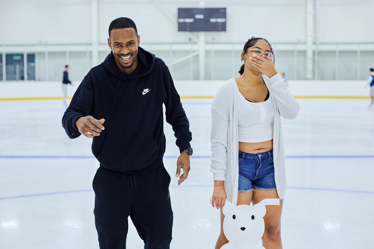 Beat the heat this weekend with a skate on the ice ❄️⛸️Book a session now ➡️ brnw.ch/21wTJdK
