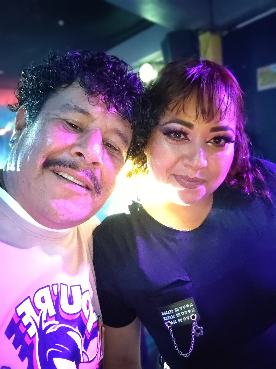 rox y leo tweet media