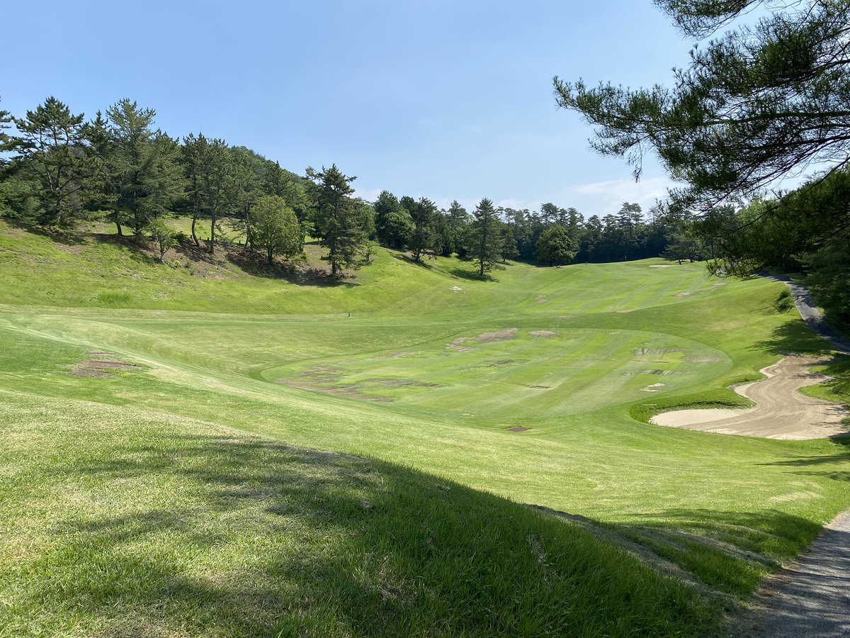 knmmdk's tweet photo. 初めてのゴルフ行ってきた⛳️ https://t.co/gV0SCSvzHQ
