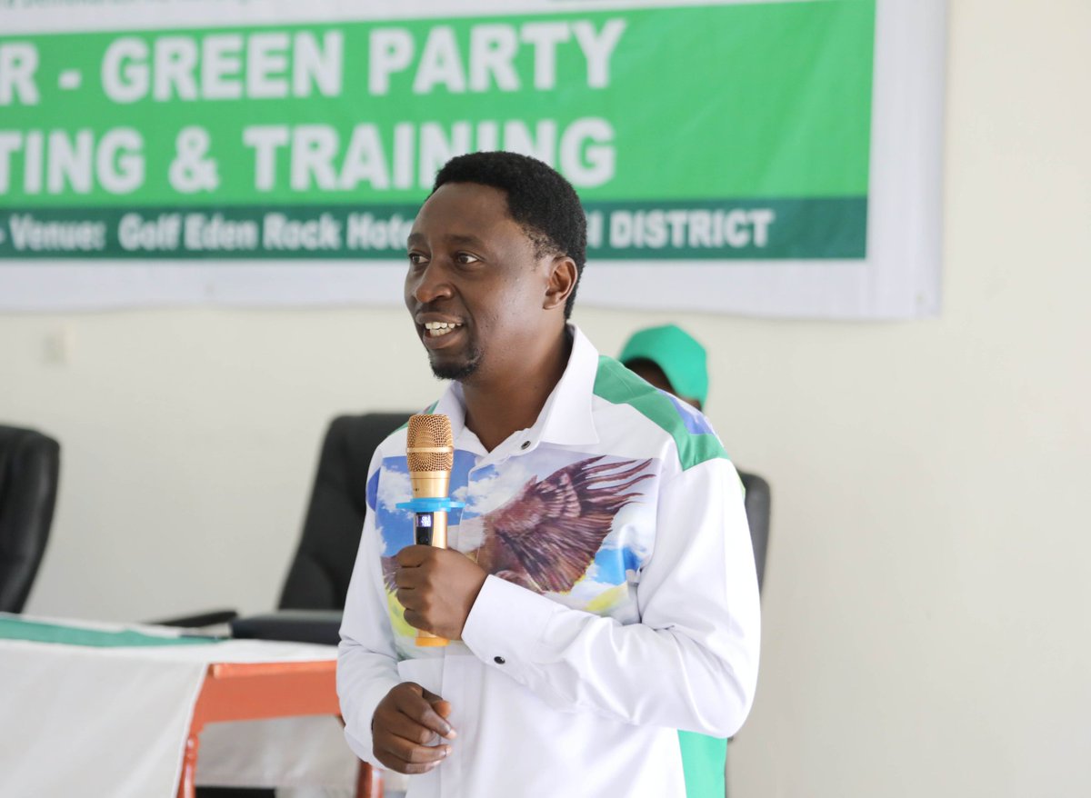 HABUMUGISHA VINCENT (@kaminuza4) on Twitter photo Perezida w’ishyaka #DGPR (#Greenparty) Hon <a href="/Drfrankhabineza/">Dr.Frank Habineza</a>, afunguye inama ku mugaragaro, ndetse anatanga amahugurwa ku ngengabitekerezo y’ishyaka, demokarasi, kurengera ibidukikije no kubibutsa amahame agenga ishyaka. <a href="/JeanClaudeNtez2/">Jean Claude Ntezimana</a> <a href="/KarongiDistr/">Karongi District</a> <a href="/RwandaWest/">Western Province I Rwanda</a> <a href="/NFPO_Rwanda/">Rwanda Political Parties Forum_NFPO</a> Perezida w’ishyaka #DGPR (#Greenparty) Hon <a href="/Drfrankhabineza/">Dr.Frank Habineza</a>, afunguye inama ku mugaragaro, ndetse anatanga amahugurwa ku ngengabitekerezo y’ishyaka, demokarasi, kurengera ibidukikije no kubibutsa amahame agenga ishyaka. <a href="/JeanClaudeNtez2/">Jean Claude Ntezimana</a> <a href="/KarongiDistr/">Karongi District</a> <a href="/RwandaWest/">Western Province I Rwanda</a> <a href="/NFPO_Rwanda/">Rwanda Political Parties Forum_NFPO</a>