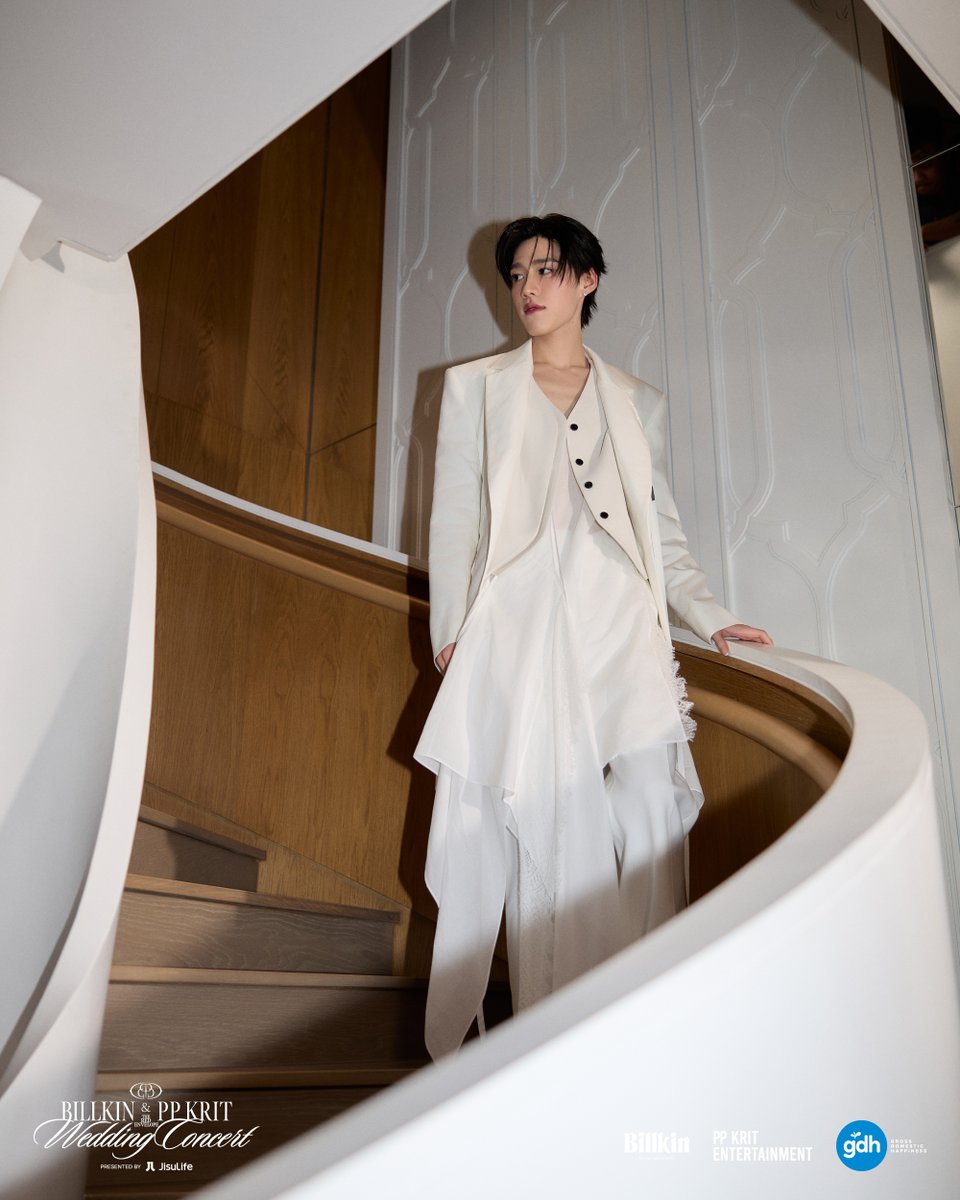 PPKrit_Ent's tweet image. 🏙️ Our story lives here, where cozy hearts grow stronger. 💐

ขอขอบคุณ ‘Dusit Thani Bangkok’ สำหรับสถานที่ถ่ายทำ

#BKPPWeddingConcert 
#TheRedEnvelope
#PPKritEntertainment #BillkinEntertainment 
#GDH
#PPKritt #Bbillkin