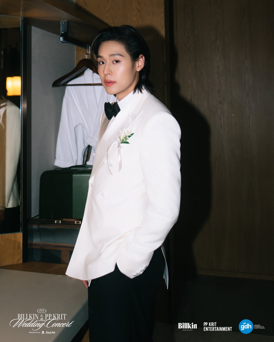 Billkin_Ent's tweet image. A place full of us, where time slows down and hearts feel safe. ✨🌆

ขอขอบคุณ ‘Dusit Thani Bangkok’ สำหรับสถานที่ถ่ายทำ

#BKPPWeddingConcert 
#TheRedEnvelope
#BillkinEntertainment #PPKritEntertainment
#GDH
#Bbillkin #PPKritt