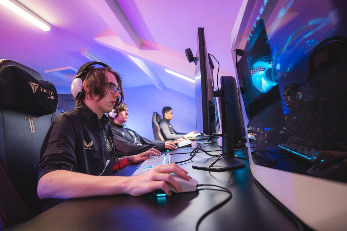 Championship form: Activated 🔥 

<a href="/BurnleyCollege/">Burnley College</a> bootcamp at the <a href="/NEPCGG/">National Esports Performance Campus 🕹️🎓🚀</a> pushed them to their peak ⚡️

Their <a href="/LeagueOfLegends/">League of Legends</a> strategies are locked in for the #StudentChamps #GrandFinals.

It's go-time. 👇

#ChampsLife #BritishEsports