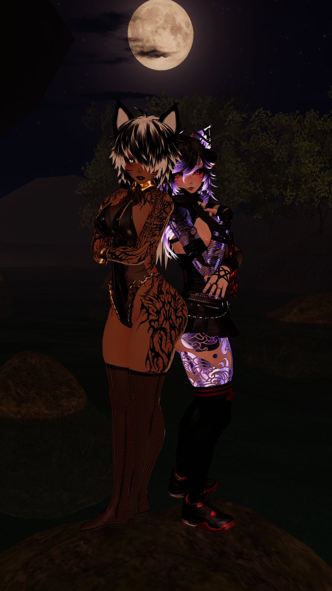 I finally got the chance to take a pic with one of my best friend in vrchat &lt;3
<a href="/SoiSoiSFW/">SoiSoiSFW</a> 
#VRChat #VRChatPhotography #VRChatPhotos