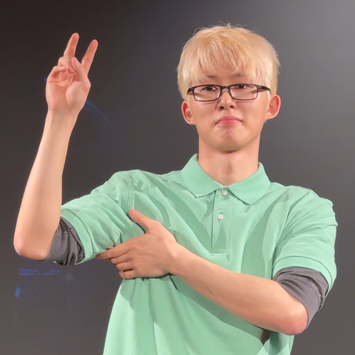 22l096's tweet photo. ㅋㅋㅋㅋㅋㅋㅋㅋㅋㅋ제발 https://t.co/UxwcfLuycI