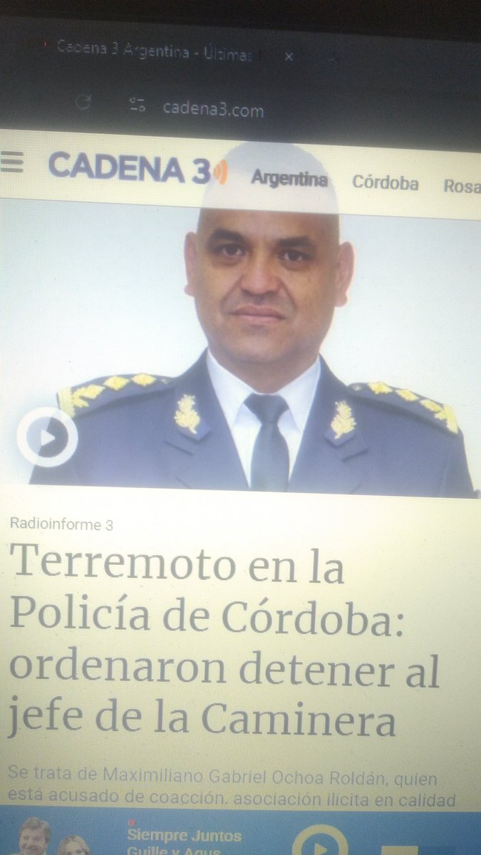 Los buenos son los de azules nos grita el gobernador Llaryora