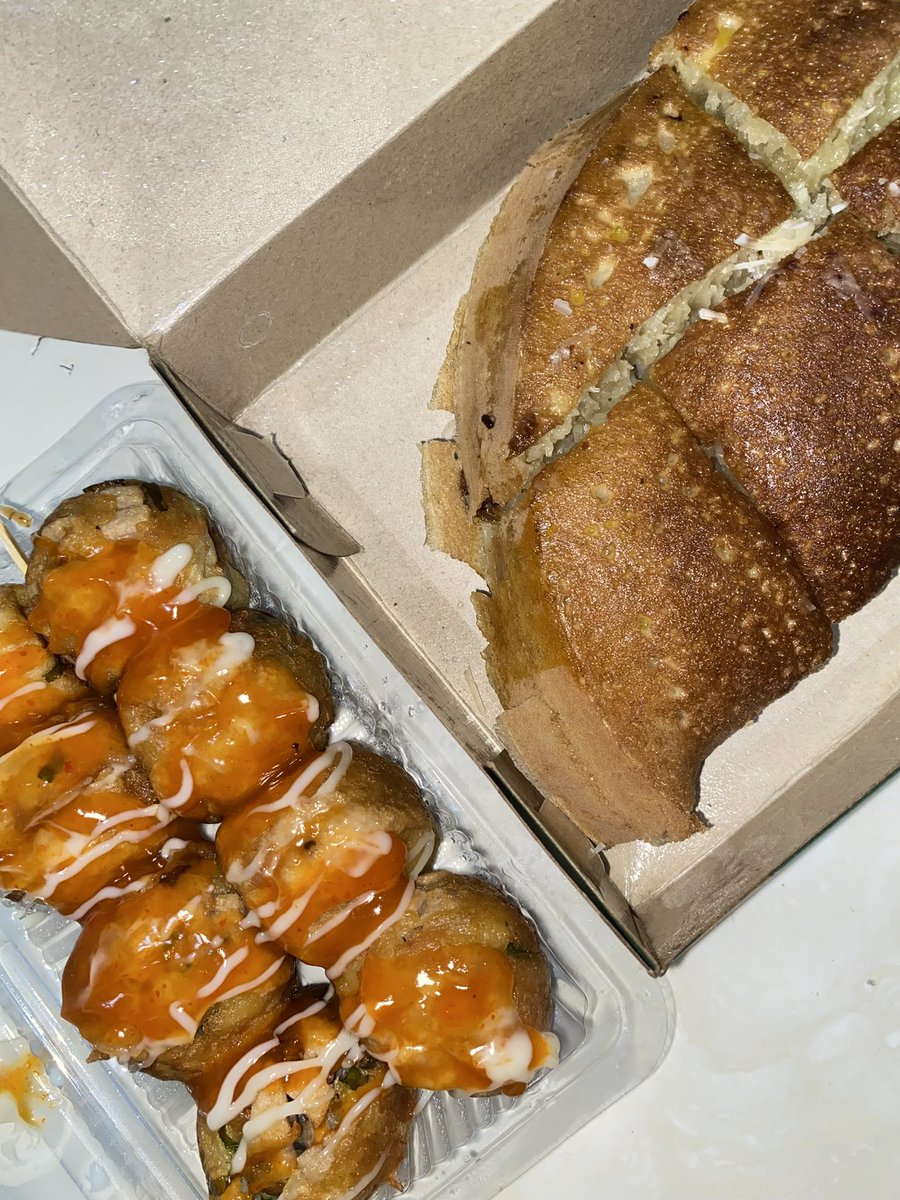 aloacaa's tweet image. jajann hari inii😋😋