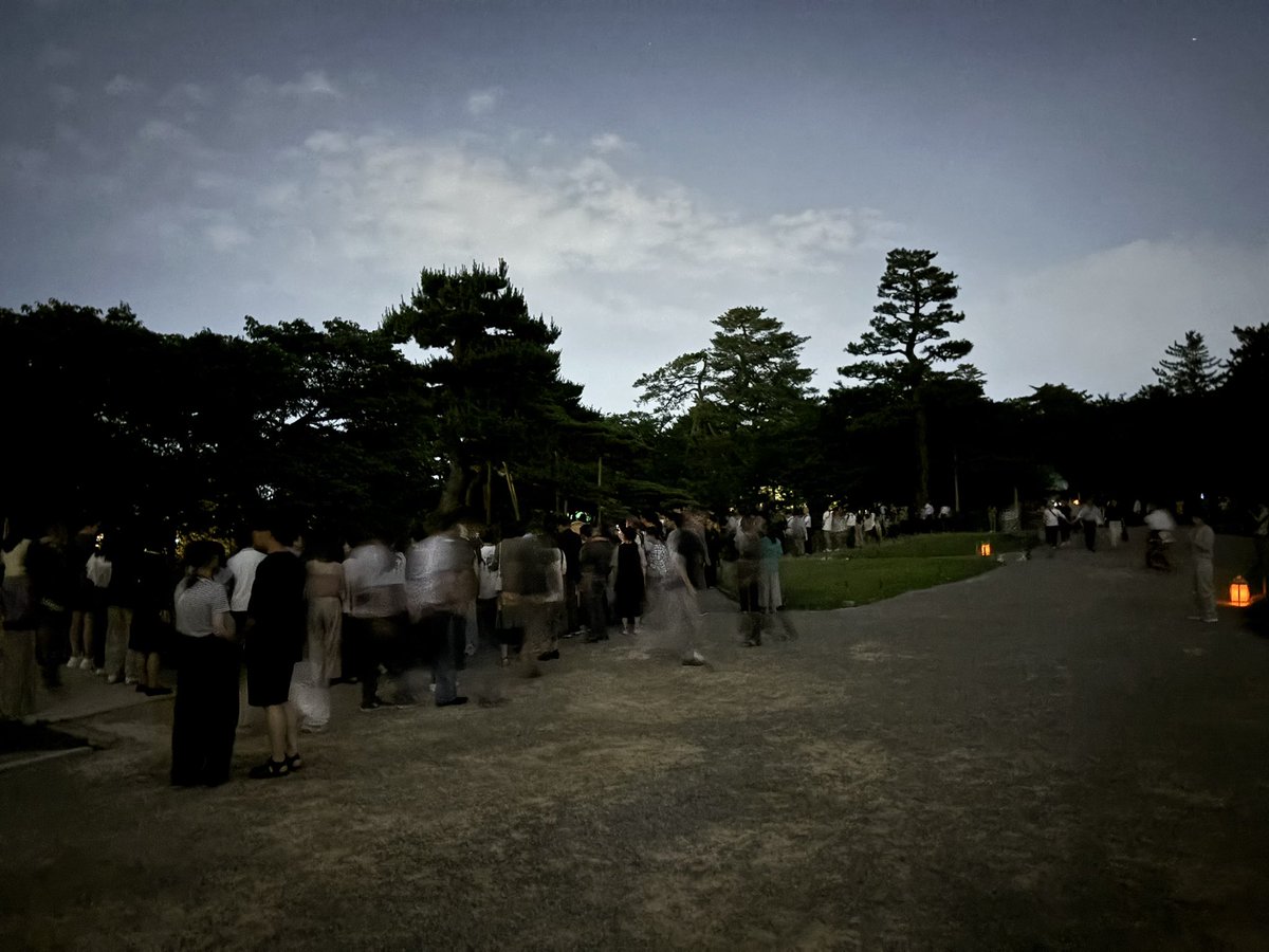 FIT3ken's tweet image. 兼六園の無料開放もしてたU^ェ&apos; U

ホタルを見るためにライトアップしてないんやって
ライトアップされてない兼六園て珍しいねU&apos;ェ&apos; Uワンダフルー！

#石川県　#金沢市
