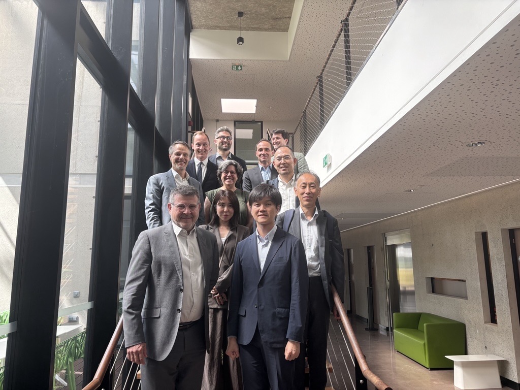 CGIAR's tweet image. Grateful to welcome Minister Suzuki to @CGIAR Montpellier on June 26, 2025. 
 
Core topics addressed were: 
 
🔬 2025–30 Research Agenda 
🌍 2030 Strategy 
📊 CGIAR Dashboards 
 
Driving innovation &amp;amp; global partnerships for sustainable agriculture. 
 
#CGIAR #ScienceForImpact