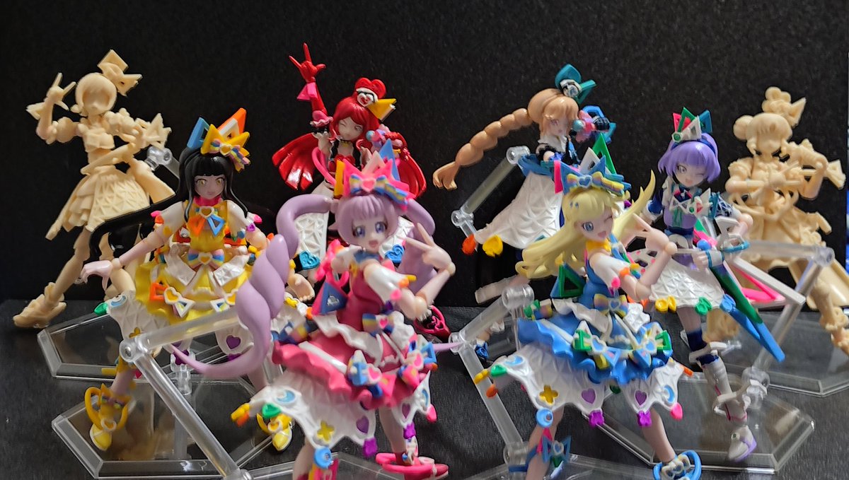 tanymk's tweet image. 7/27 ワンダーフェスティバル
㈱タカラトミー様から許諾頂けました!!
ひみつのアイプリメインキャラ8人全員の可動展示と、キット6体分の販売します!!!!
是非見に来てくださいね。
各種お品書きは後日行います。
#アイプリ #ひみつのアイプリ #wf2025s