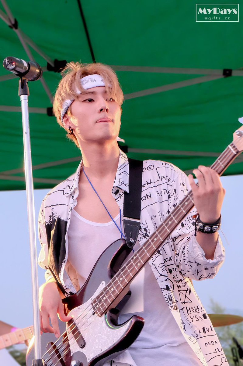 mrsjungchanwoo's tweet photo. YoungK wearing bandana while playing the bass

2015                                     2025 https://t.co/9CuDdWuU7W