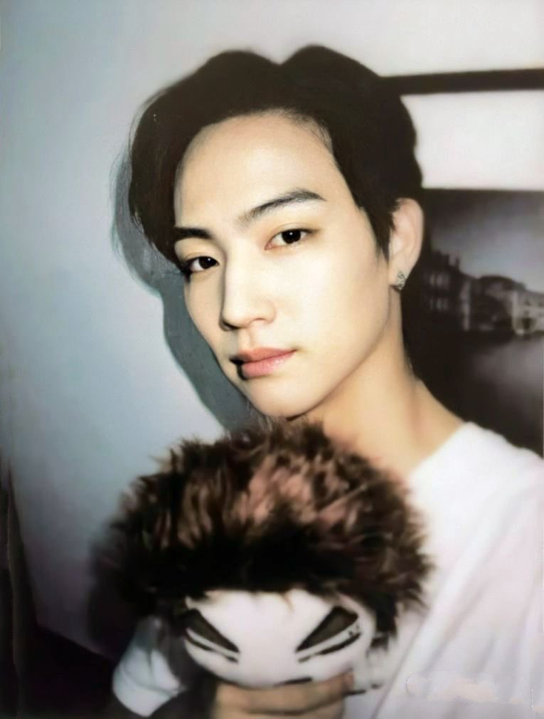 wavesofjayb's tweet image. DAY 8.
Is it a new song?!

#JAYB #제이비 @jaybnow_hr