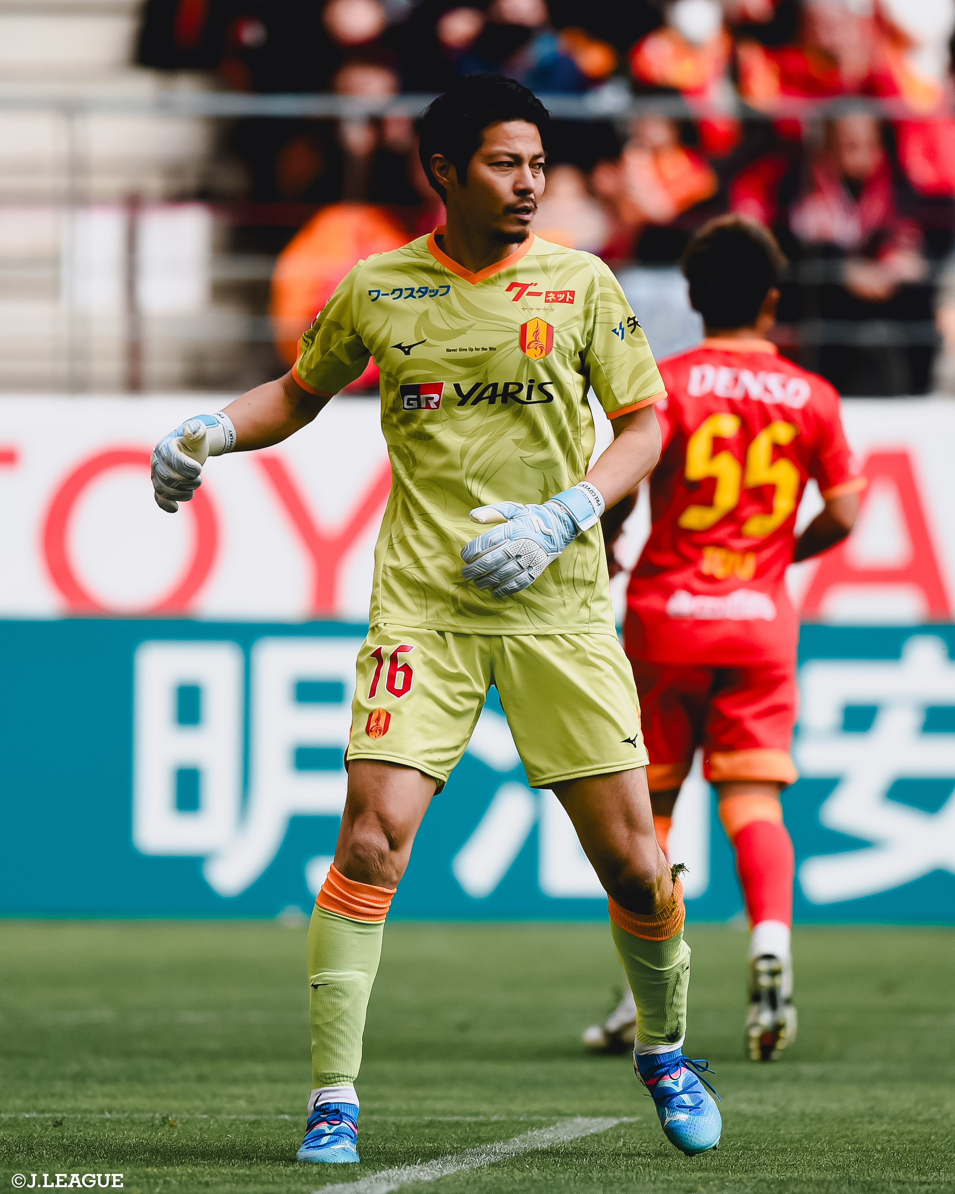 adidas最新作】Jリーグ公式試合球「コネクト21」でフリーキック