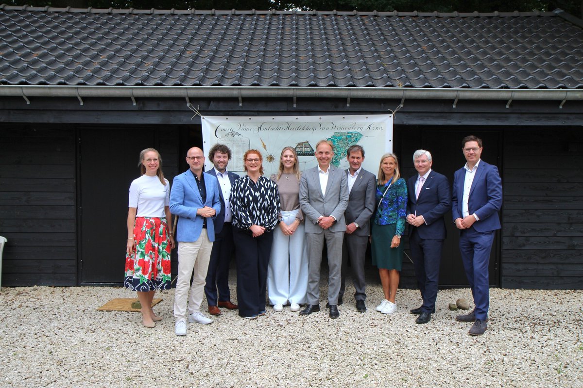 Dinsdag 24 juni jl. bracht het College van Gedeputeerde Staten van de provincie Utrecht een werkbezoek aan onze gemeente. Zij maakte kennis met landgoed Geerestein en brachten een bedrijfsbezoek bij Cannondale. Een uniek kijkje achter de schermen! woudenberg.nl/nieuwsoverzich…