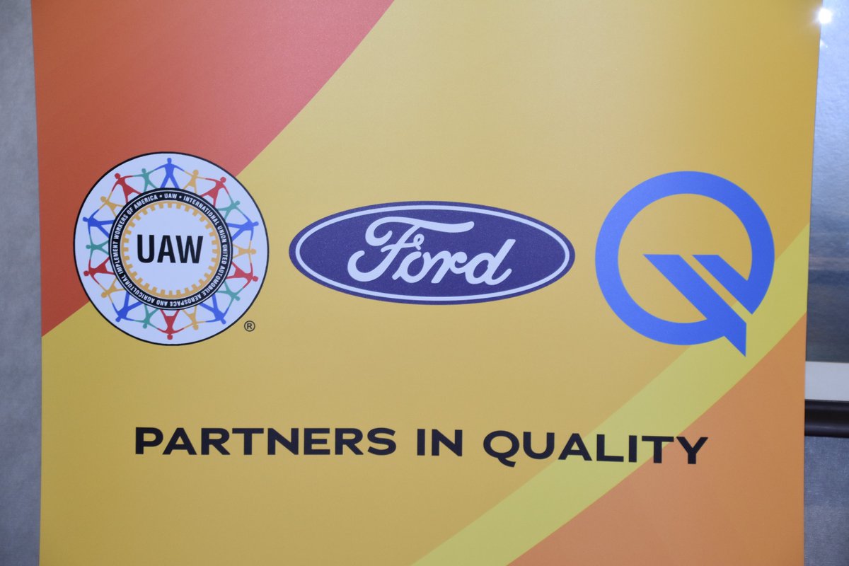 UAWregion9's tweet image. 📣 On June 10, UAW Region 9 Assistant Director Raymond Jensen Jr. had the honor of speaking to 250 delegates at the Ford Partners in Quality Conference in Buffalo, NY.
Thank you to all who continue to push for excellence on and off the line!
#UAW #UnionStrong #UAWFord